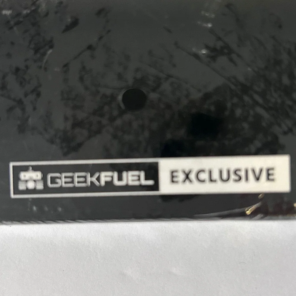 GeekFuel Exclusive Bamboo Classic Cutting Board Retro Gaming Style New